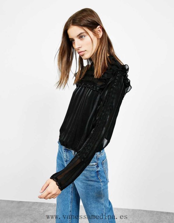 Blouse SEMI-TRANSPARENT